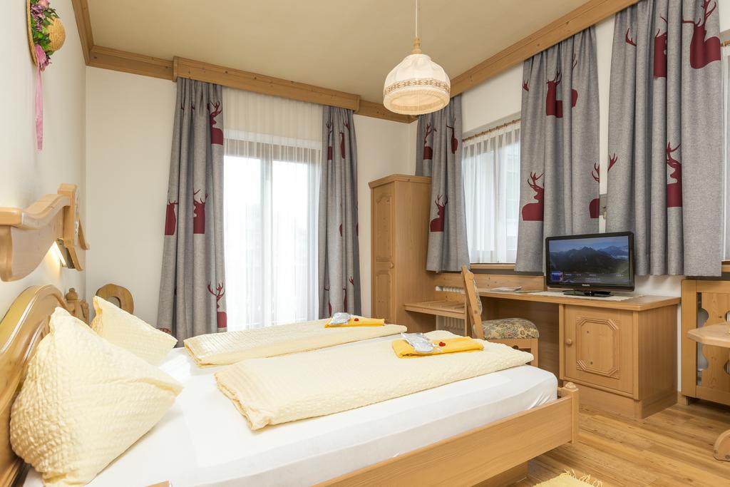 Landhotel Tharerwirt Olang 외부 사진